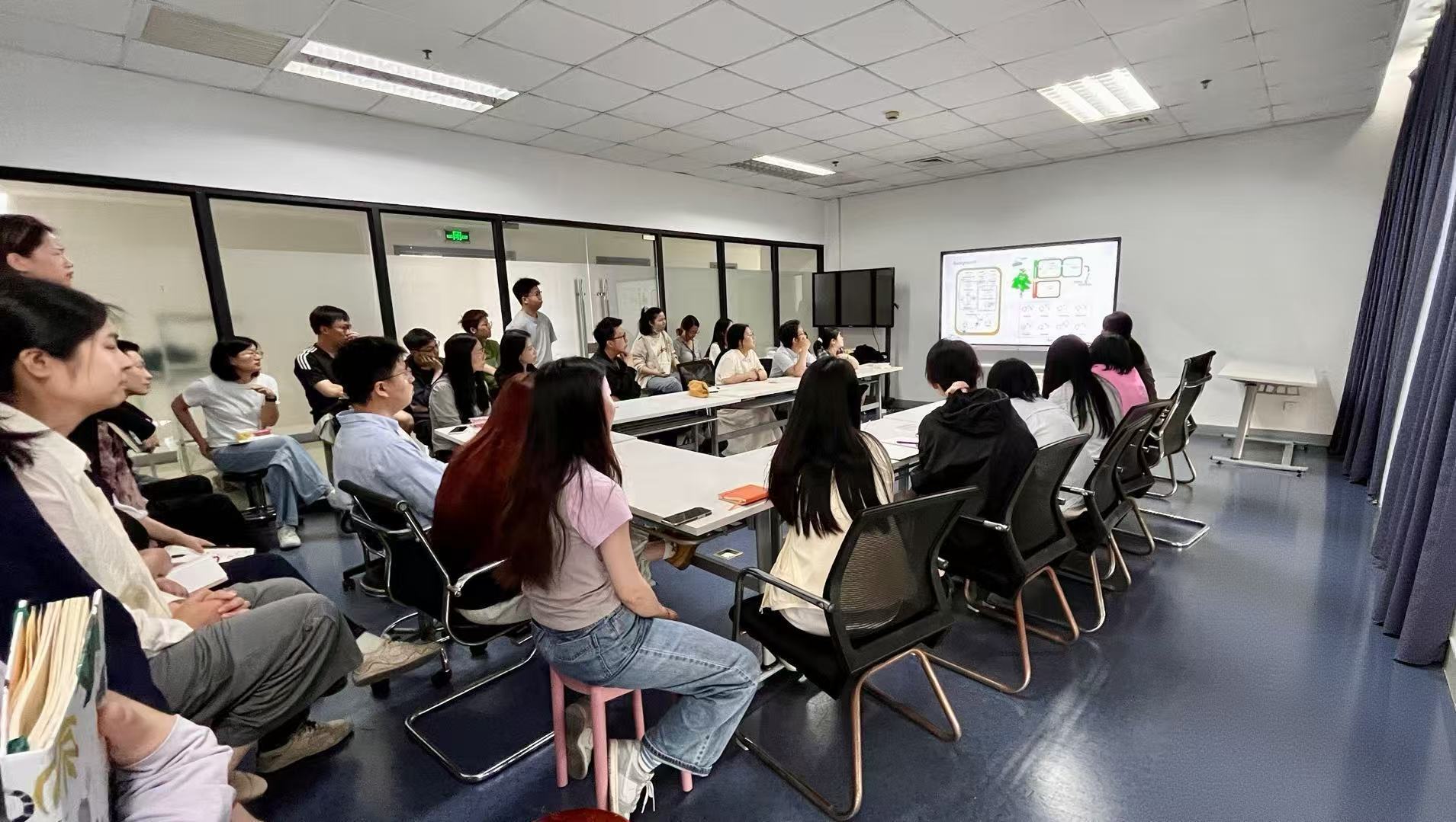 生物合成与植物次生代谢党支部第四期午间论坛成功举办